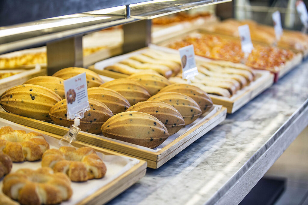 Breadlife: The Ultimate Guide to Flourishing in the World of Baking