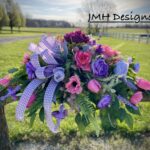 Honoring Loved Ones: Meaningful Ways to Decorate a Grave
